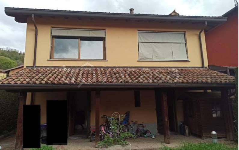 appartamento in vendita a Longone al Segrino