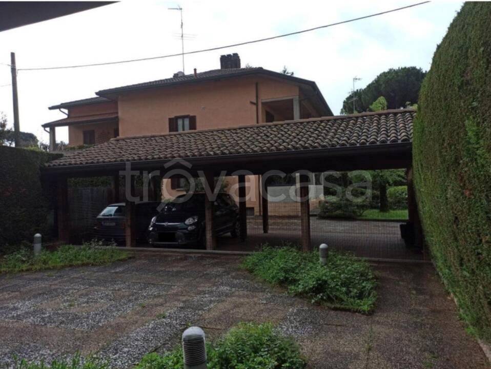 ufficio in vendita a Longone al Segrino