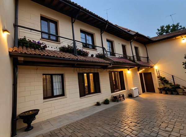 casa indipendente in vendita a Longone al Segrino in zona Morchiuso
