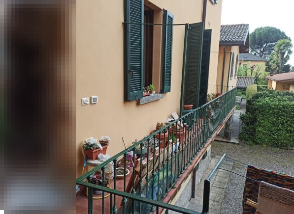 appartamento in vendita a Longone al Segrino in zona Morchiuso