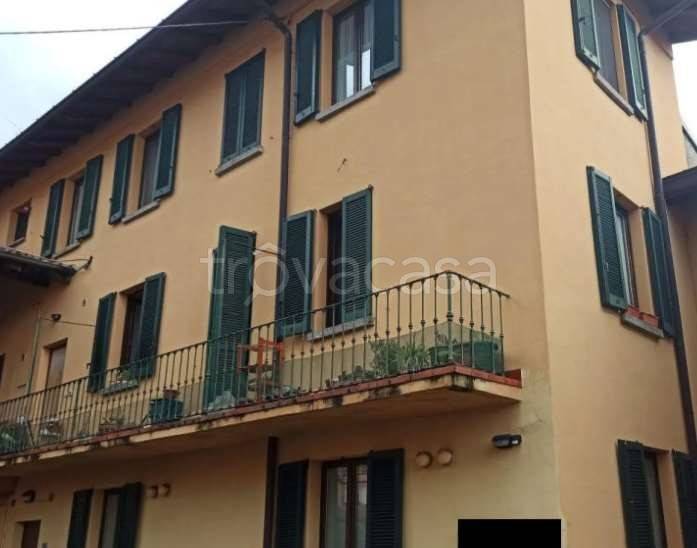 appartamento in vendita a Longone al Segrino in zona Morchiuso