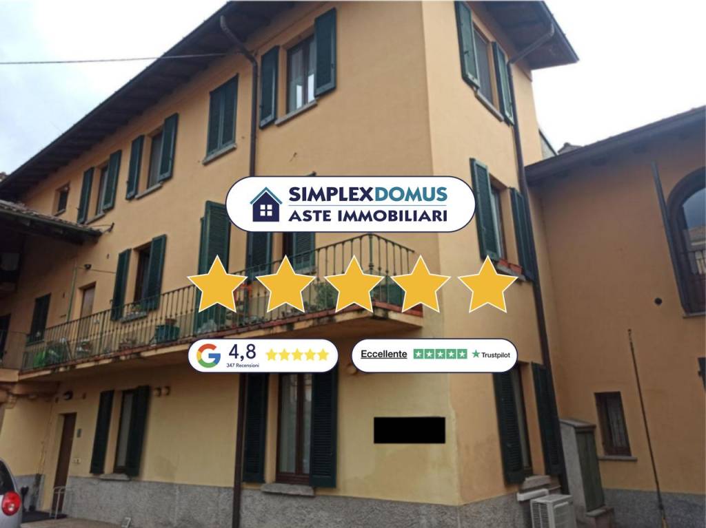 appartamento in vendita a Longone al Segrino in zona Morchiuso