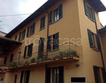 appartamento in vendita a Longone al Segrino in zona Morchiuso