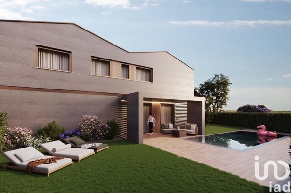 casa indipendente in vendita a Luisago