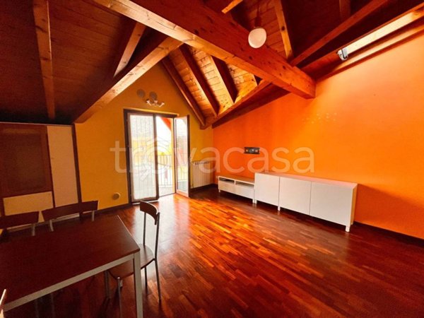 appartamento in vendita a Luisago in zona Portichetto