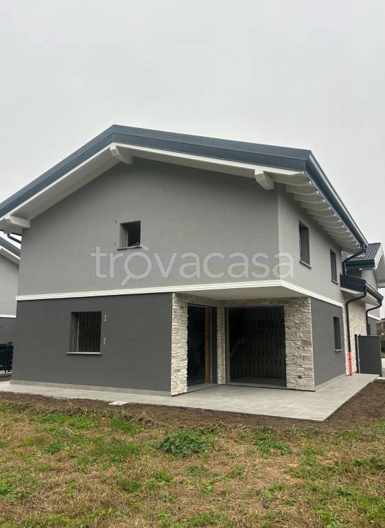 casa indipendente in vendita a Luisago in zona Portichetto