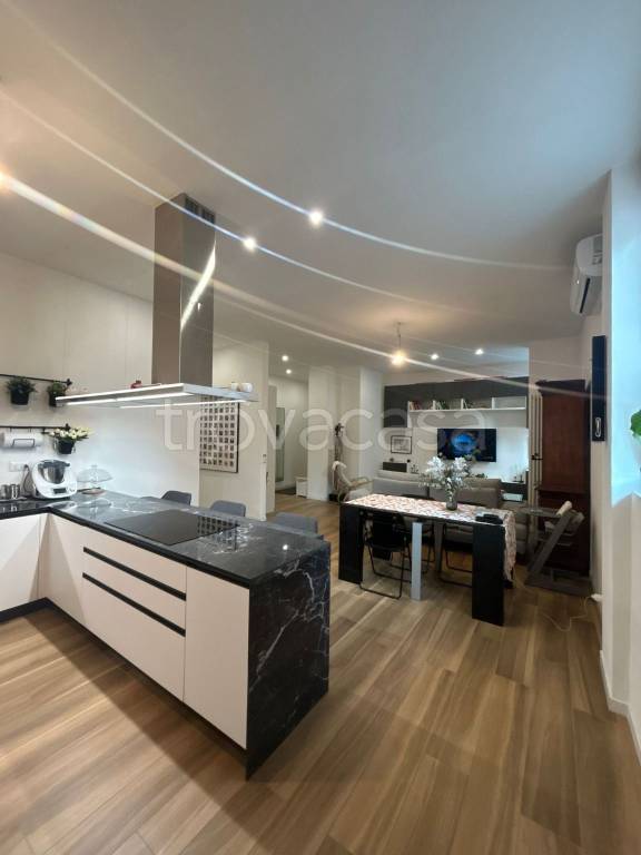 appartamento in vendita a Luisago