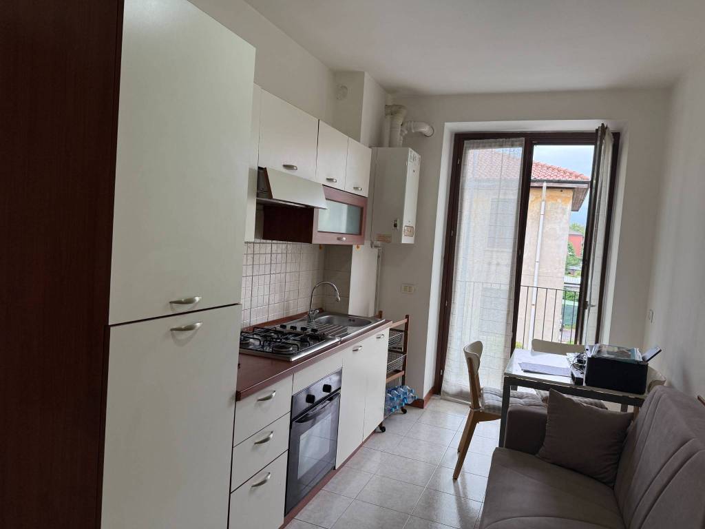 appartamento in vendita a Luisago in zona Portichetto