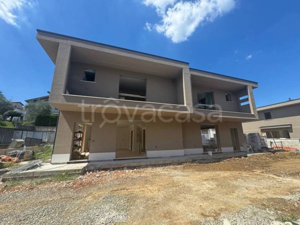 casa indipendente in vendita a Lurago d'Erba