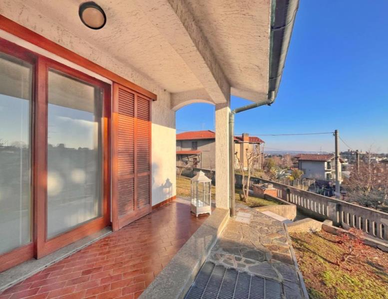 casa indipendente in vendita a Lurago d'Erba