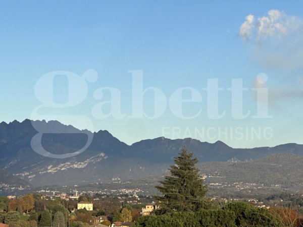 appartamento in vendita a Lurago d'Erba