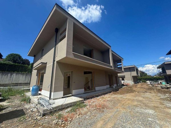 casa indipendente in vendita a Lurago d'Erba
