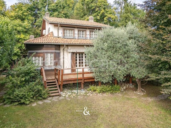 casa indipendente in vendita a Lurago d'Erba