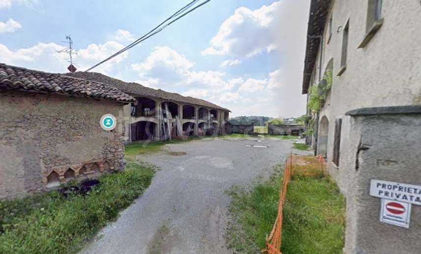 casa indipendente in vendita a Lurago d'Erba