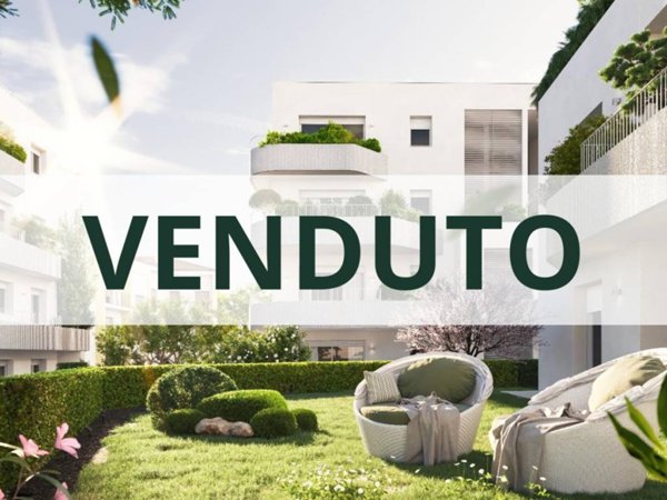 appartamento in vendita a Lurago d'Erba in zona Calpuno