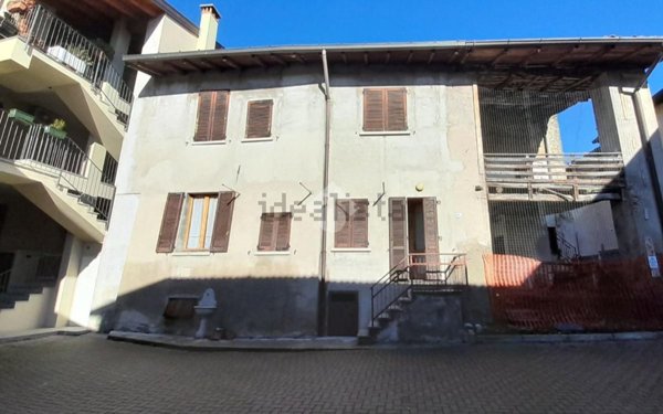 pentavano in vendita a Lurago d'Erba