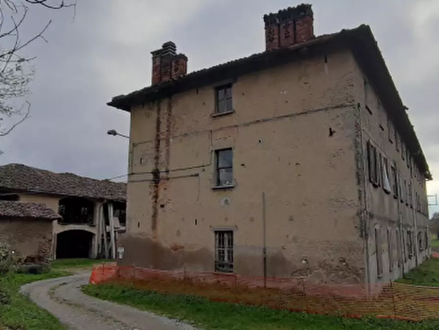 casale in vendita a Lurago d'Erba