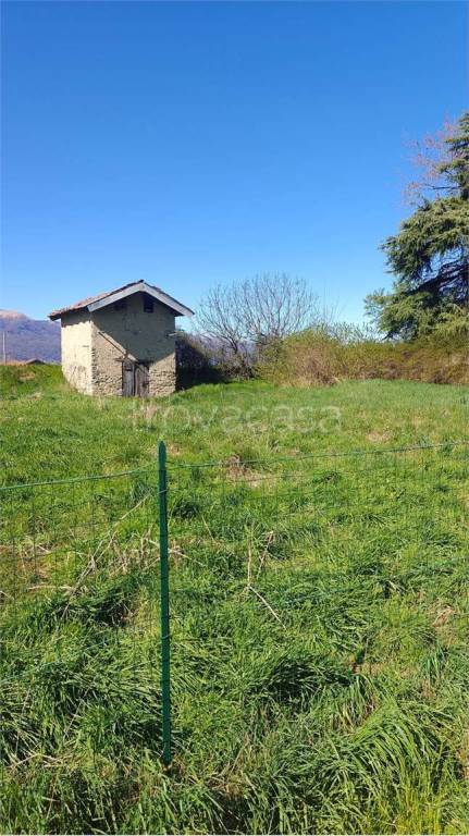 locale di sgombero in vendita a Lurago d'Erba