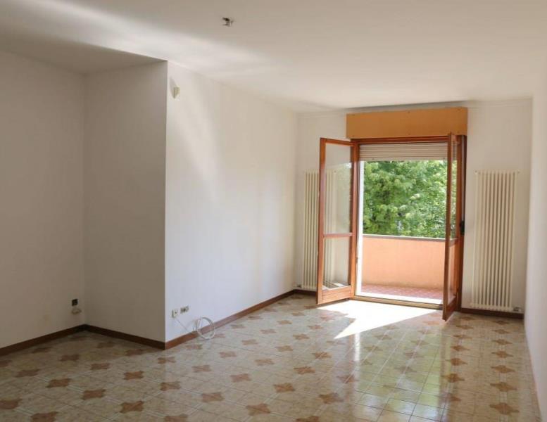 appartamento in vendita a Lurago d'Erba in zona Calpuno