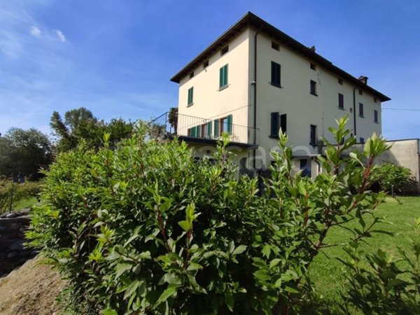 casa indipendente in vendita a Lurago d'Erba