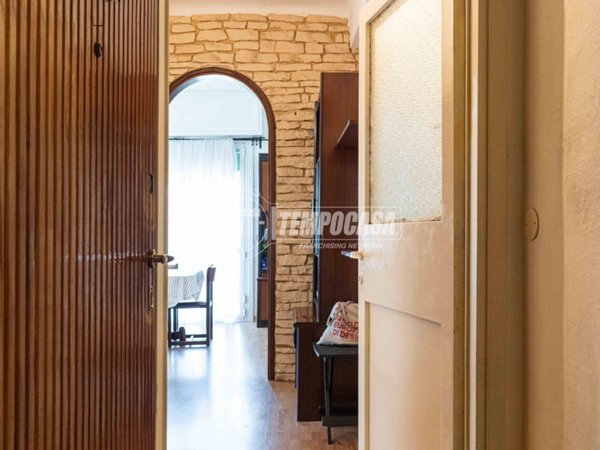 appartamento in vendita a Lurago d'Erba in zona Calpuno