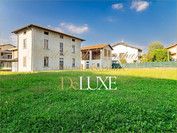 casa indipendente in vendita a Lurago d'Erba