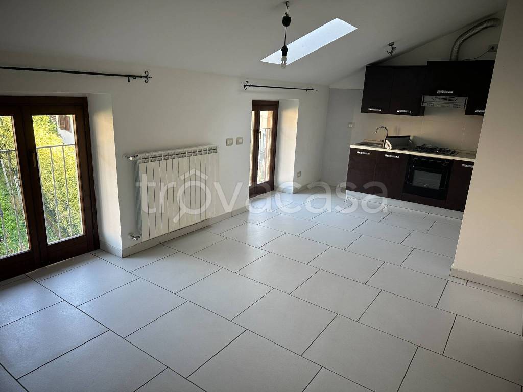 appartamento in vendita a Lurago Marinone