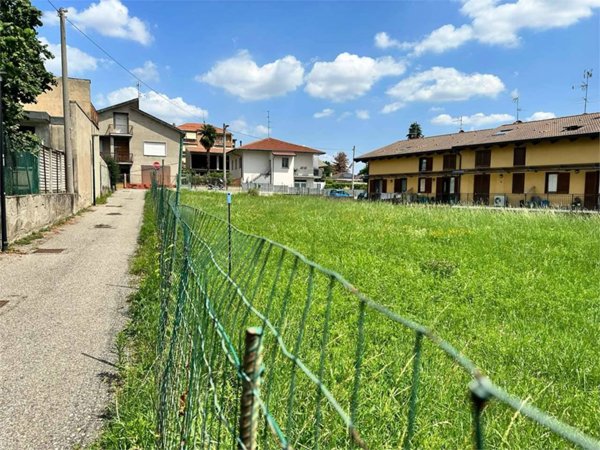 terreno edificabile in vendita a Lurago Marinone