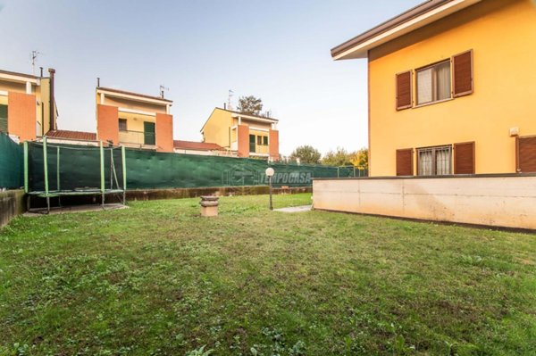 appartamento in vendita a Lurago Marinone