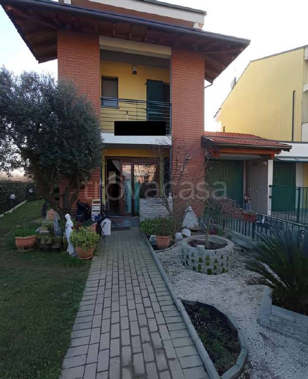 appartamento in vendita a Lurago Marinone