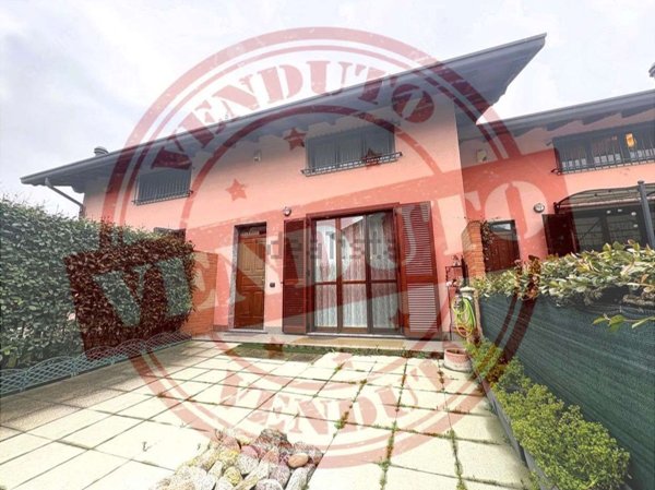 appartamento in vendita a Lurago Marinone