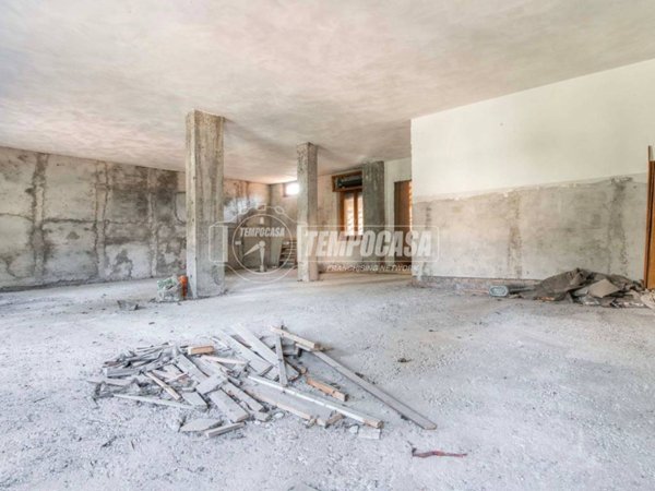 appartamento in vendita a Lurago Marinone