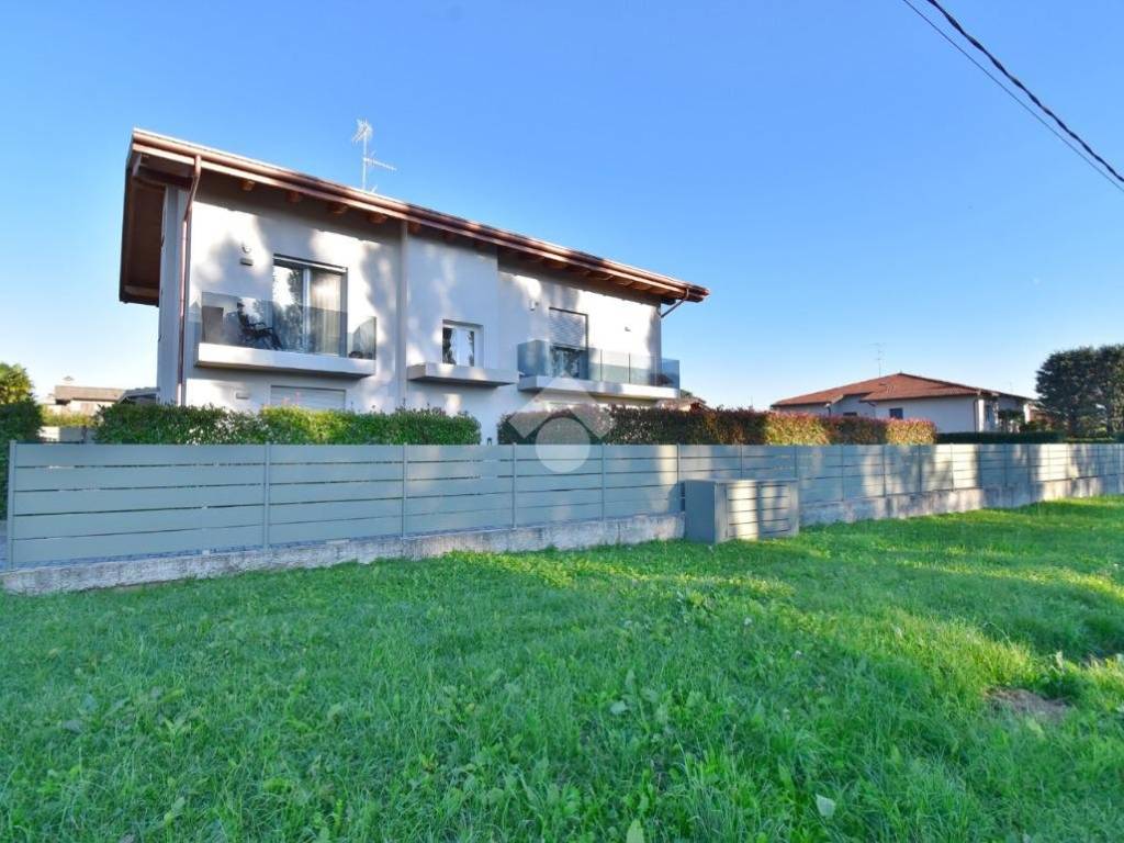 appartamento in vendita a Lurago Marinone