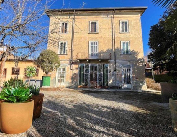 casa indipendente in vendita a Lurago Marinone