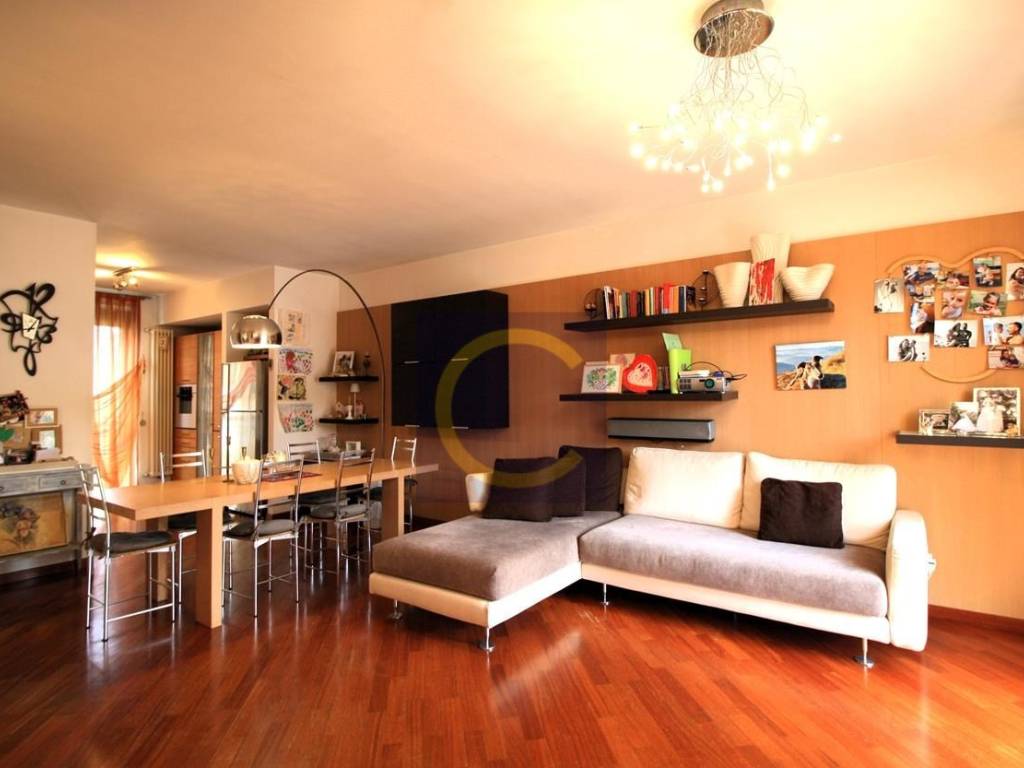 casa indipendente in vendita a Lurago Marinone