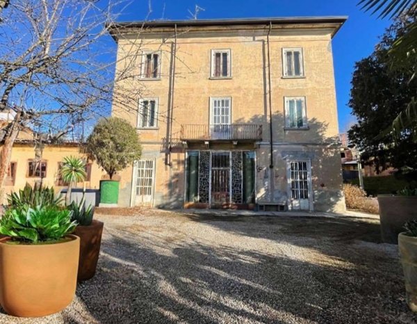 casa indipendente in vendita a Lurago Marinone