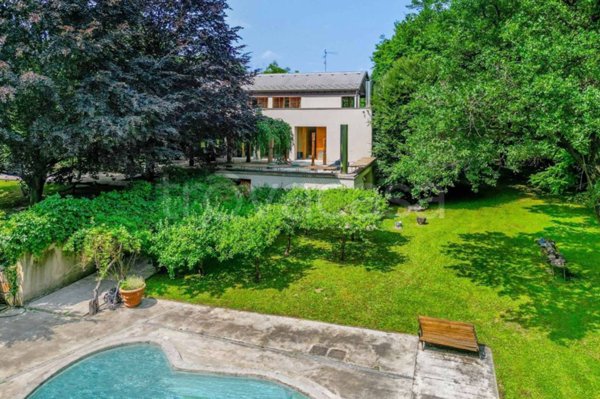 casa indipendente in vendita a Lurago Marinone