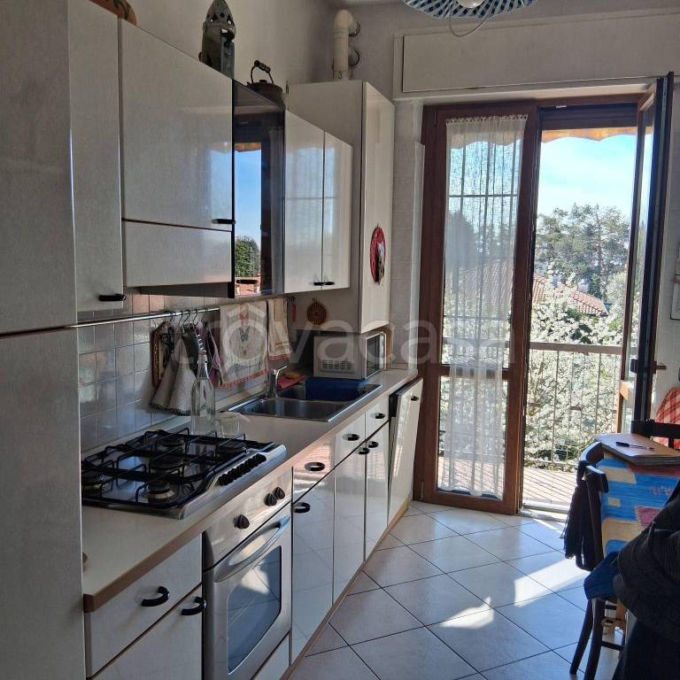 appartamento in vendita a Lurago Marinone