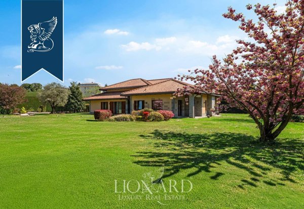 casa indipendente in vendita a Lurago Marinone