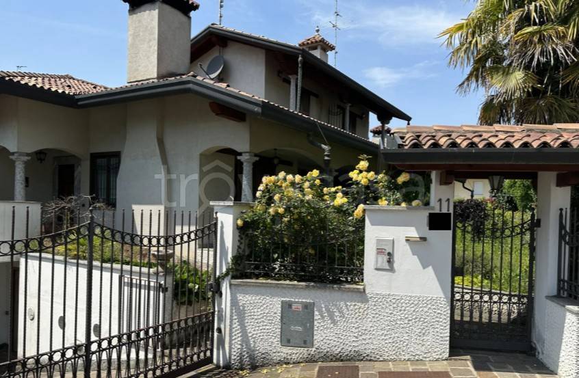casa indipendente in vendita a Lurago Marinone
