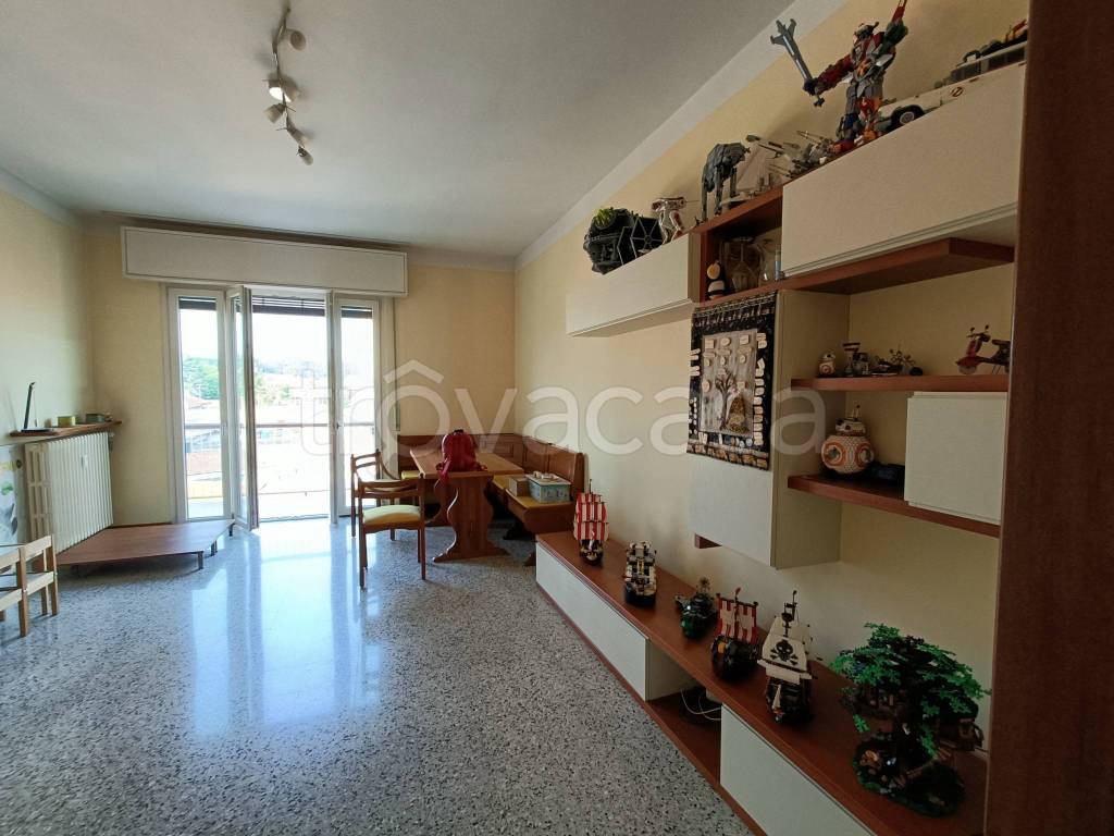 appartamento in vendita a Lurate Caccivio