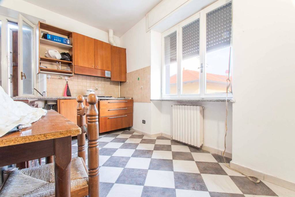 appartamento in vendita a Lurate Caccivio