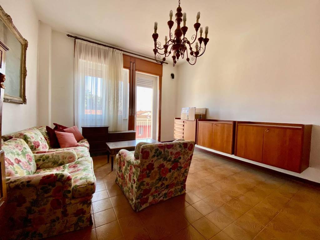 appartamento in vendita a Lurate Caccivio