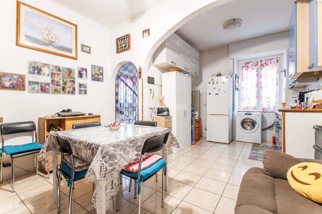 appartamento in vendita a Lurate Caccivio