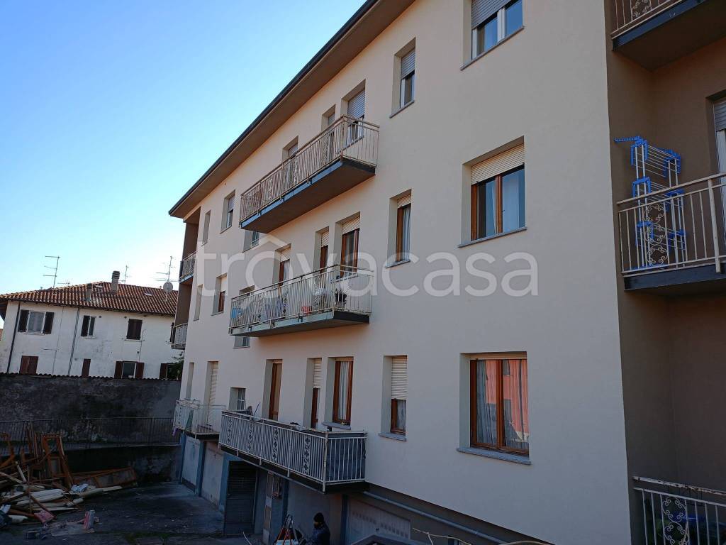 appartamento in vendita a Lurate Caccivio
