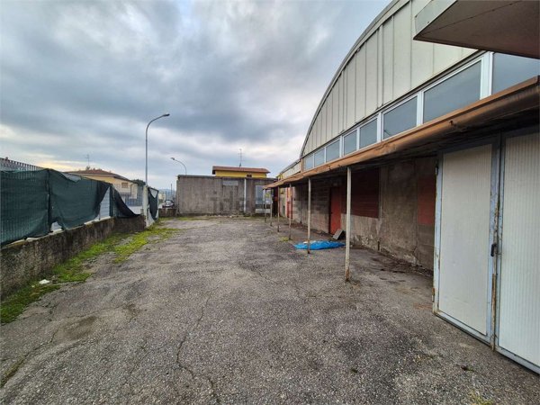 appartamento in vendita a Lurate Caccivio