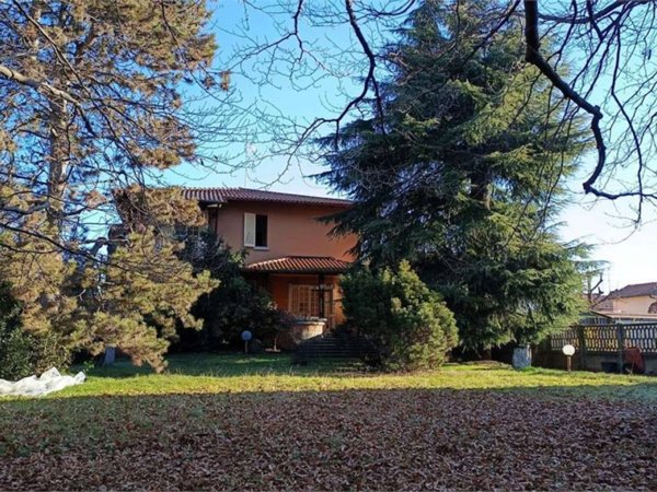 casa indipendente in vendita a Lurate Caccivio