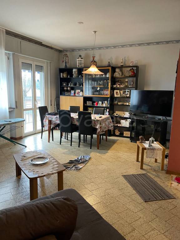 appartamento in vendita a Lurate Caccivio