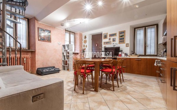 appartamento in vendita a Lurate Caccivio