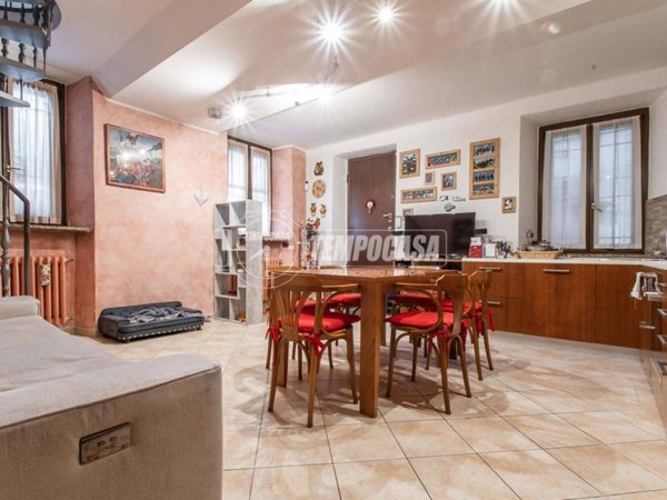 appartamento in vendita a Lurate Caccivio